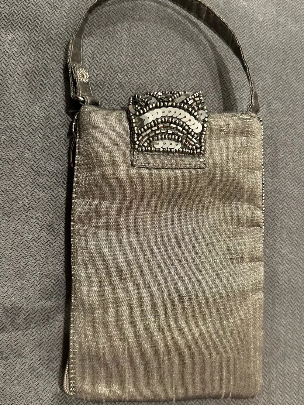 Bamboo Trading Co Hand Beaded Silver Sequin Evening Bag Wristlet Art Deco